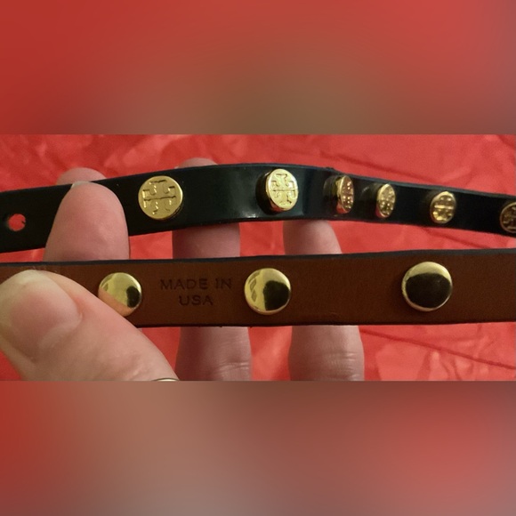 EUC Tory Burch Navy Patent Leather Logo Stud Double Wrap Bracelet - Picture 5 of 6